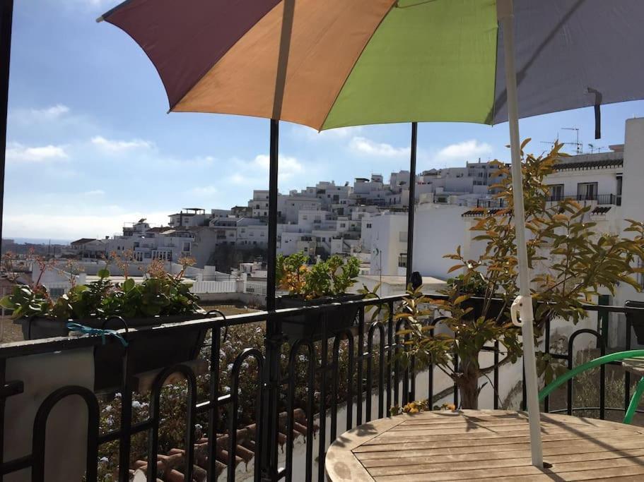Amazing Sea And Mountain View! Casita Pinata Apartment Salobrena Exterior photo